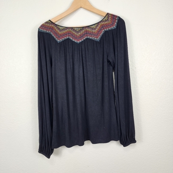 BCBGeneration Black Boho Embroidered Neckline Top Size S - Picture 6 of 9